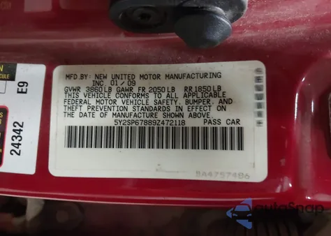 2009 Pontiac Vibe z USA, uszkodzony, nr VIN 5Y2SP67889Z472118